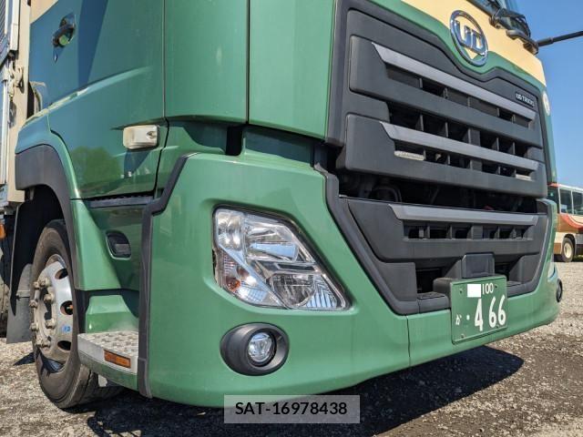 Nissan QUON 2019-04 6911618-25