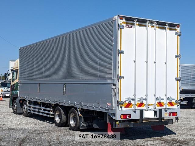 Nissan QUON 2019-04 6911618-2