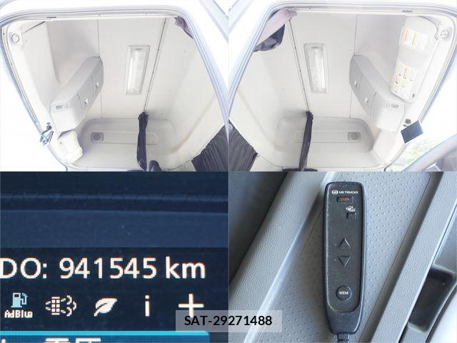 Nissan QUON 2018-11 6911629-28