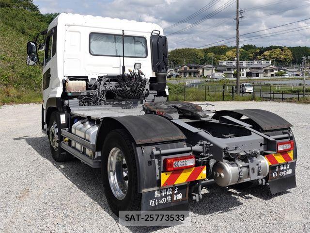Nissan QUON 2022-12 6911625-9