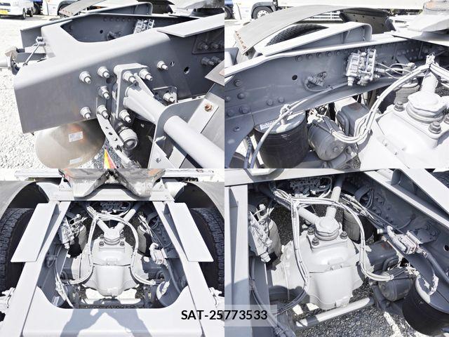 Nissan QUON 2022-12 6911625-19