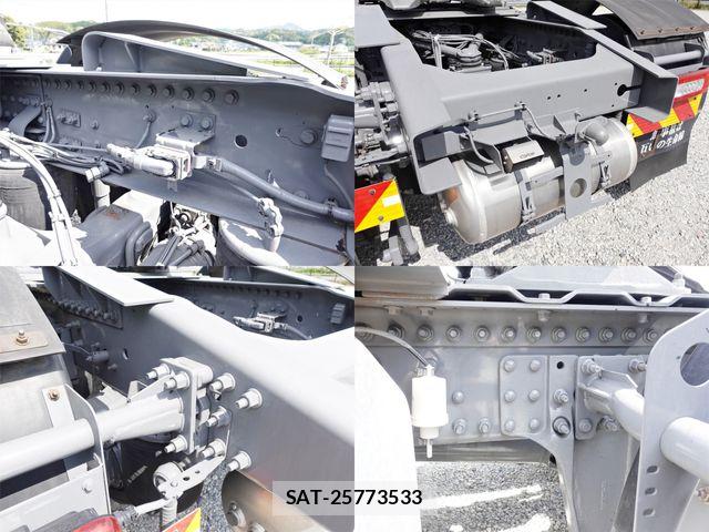 Nissan QUON 2022-12 6911625-20