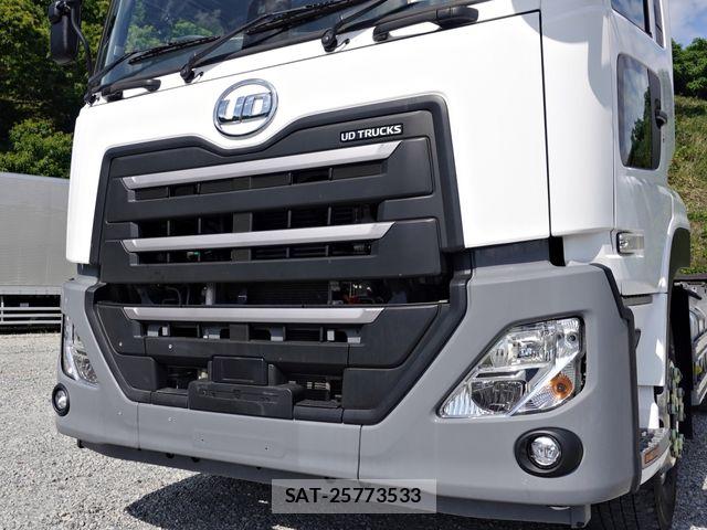 Nissan QUON 2022-12 6911625-2