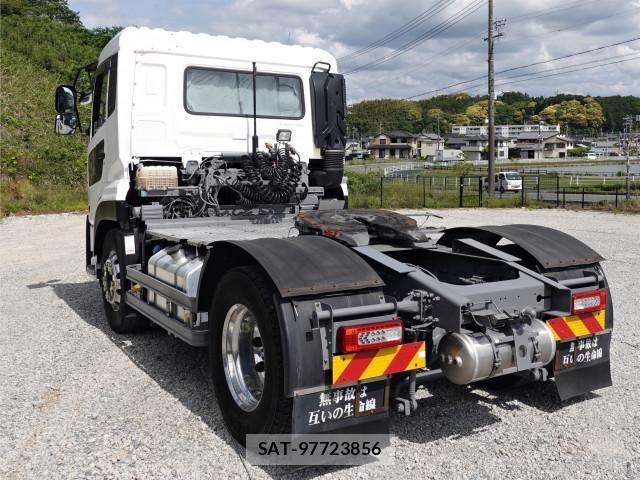 Nissan QUON 2022-12 6911622-10