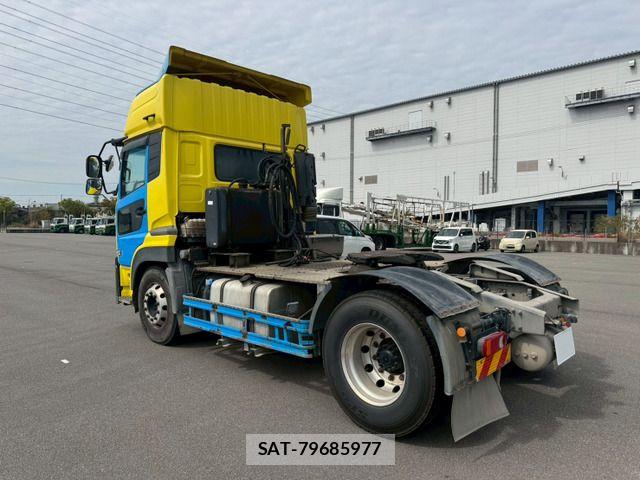 Nissan QUON 2020-07 6911624-5