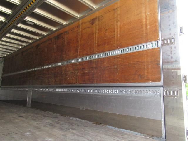 Nissan QUON 2020-02 6964435-12