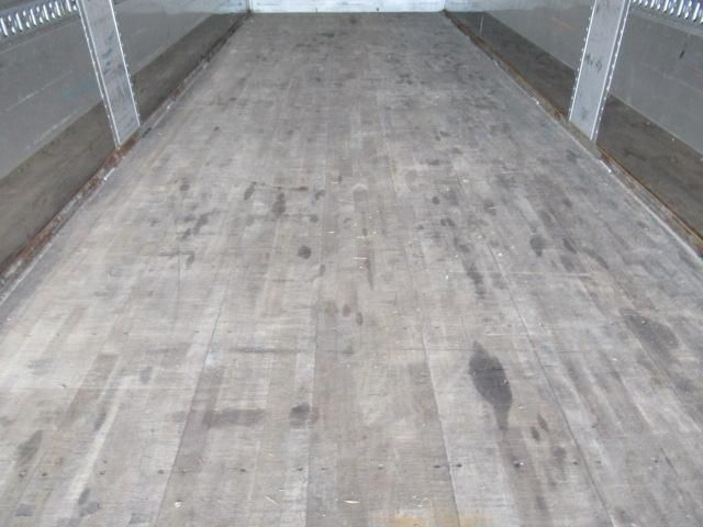 Nissan QUON 2020-02 6964435-17