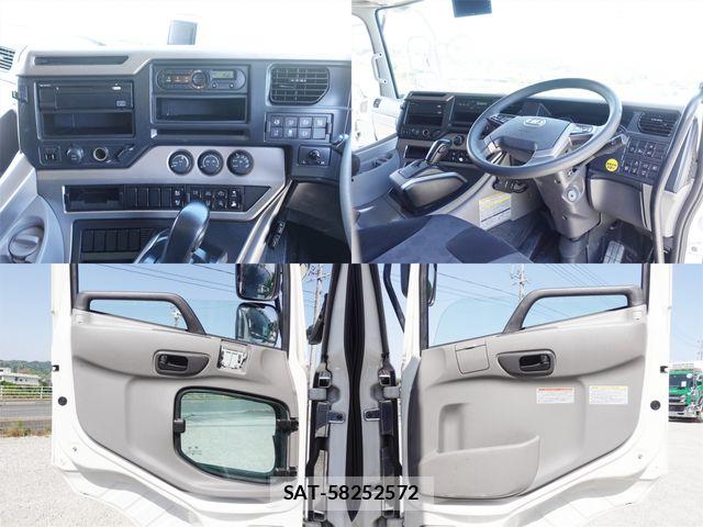 Nissan QUON 2020-04 6997532-24