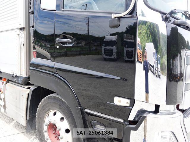 Nissan QUON 2019-06 7021336-4