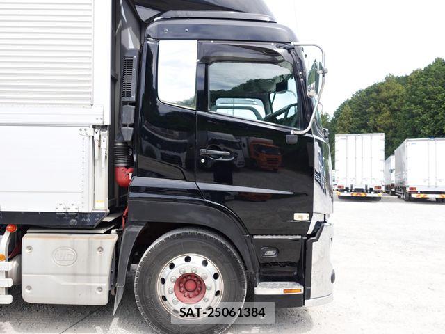 Nissan QUON 2019-06 7021336-5