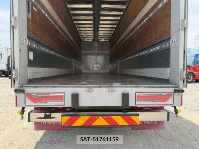 Nissan QUON 2022-03 7021333-9