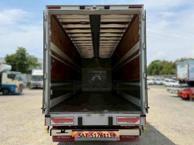 Nissan QUON 2022-03 7021333-10