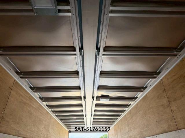 Nissan QUON 2022-03 7021333-24