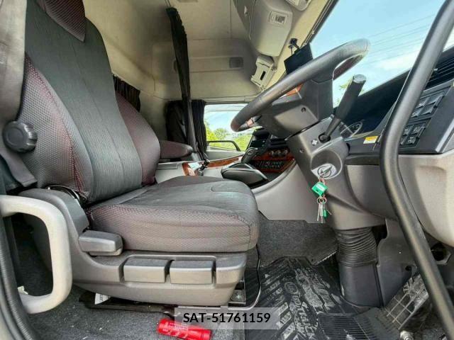 Nissan QUON 2022-03 7021333-25