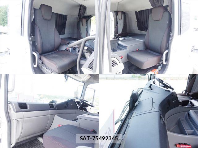 Nissan QUON 2022-11 7060361-24
