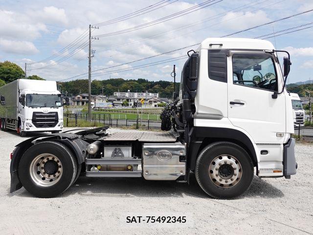Nissan QUON 2022-11 7060361-6