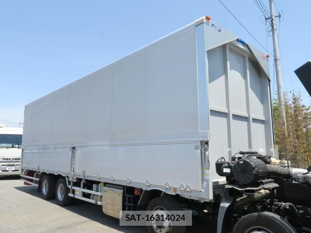 Nissan QUON 2023-01 7060359-13
