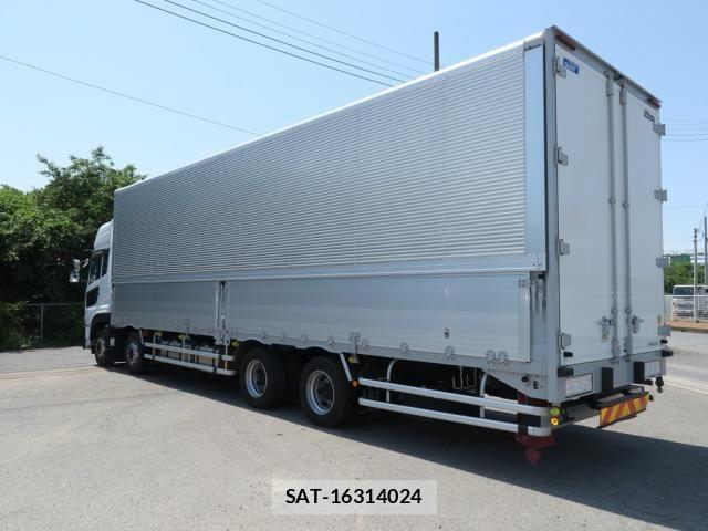 Nissan QUON 2023-01 7060359-2