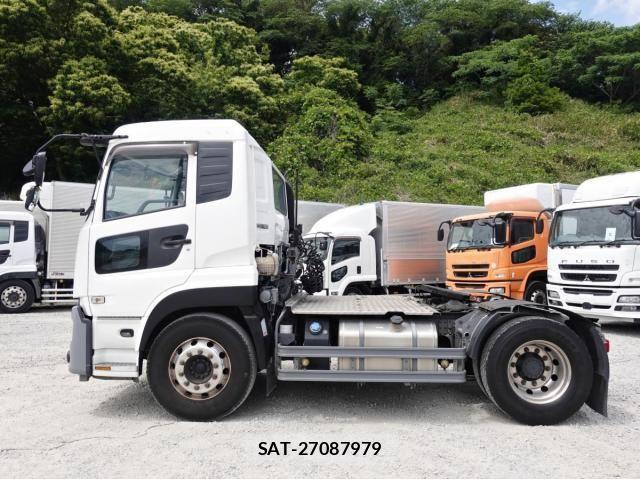 Nissan QUON 2022-11 7060362-11