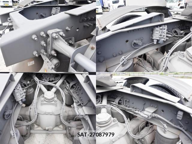 Nissan QUON 2022-11 7060362-22