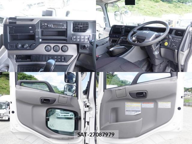 Nissan QUON 2022-11 7060362-26