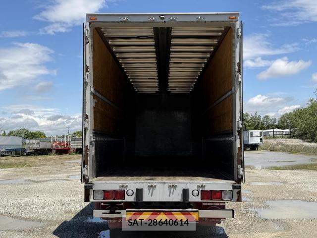 Nissan QUON 2016-09 7060364-21