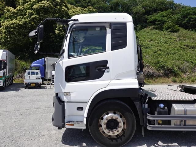 Nissan QUON 2022-10 7199694-13