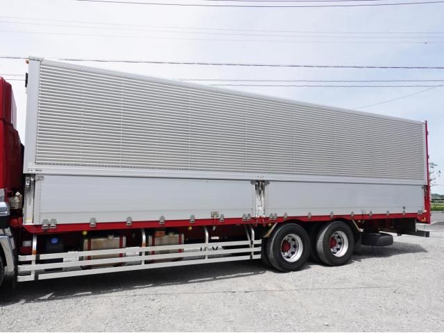 Nissan QUON 2019-03 7199697-13