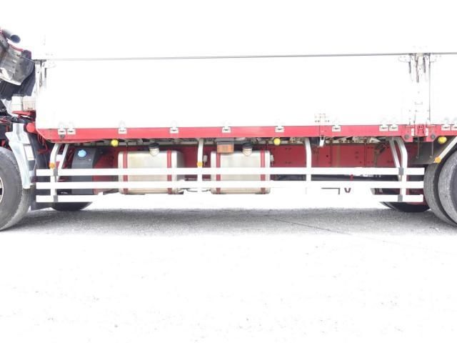 Nissan QUON 2019-03 7199697-24