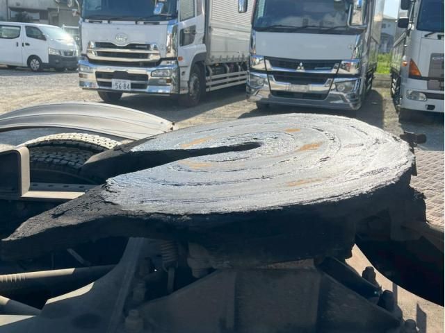 Nissan QUON 2015-07 7199701-17