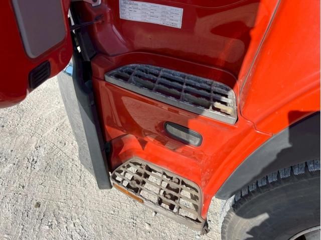 Nissan QUON 2015-07 7199701-21