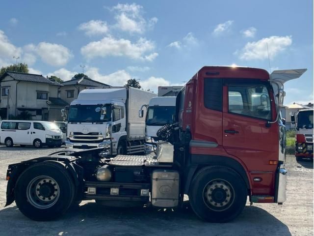 Nissan QUON 2015-07 7199701-5