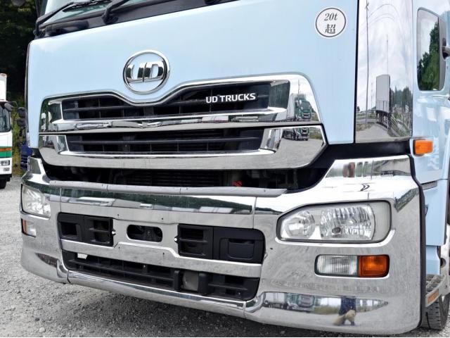 Nissan QUON 2013-12 7199695-4