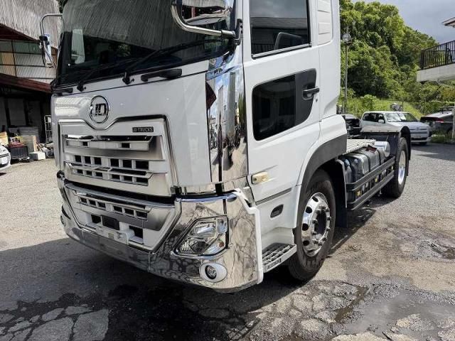 Nissan QUON 2019-09 7199708-10