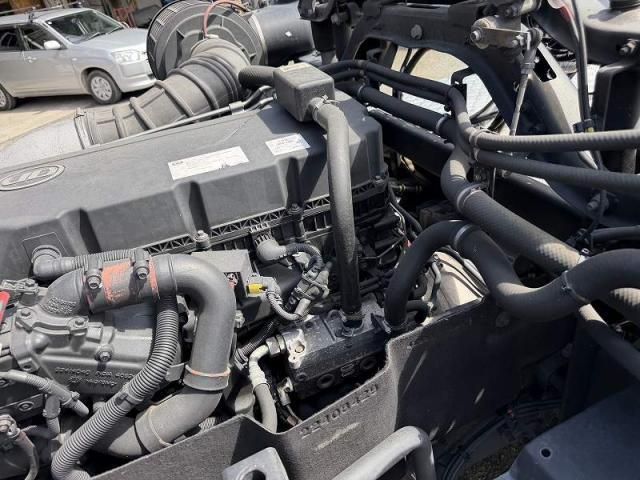 Nissan QUON 2019-09 7199708-20