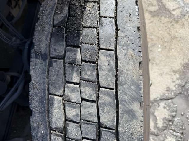 Nissan QUON 2019-09 7199708-23