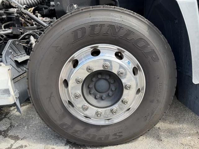 Nissan QUON 2019-09 7199708-24