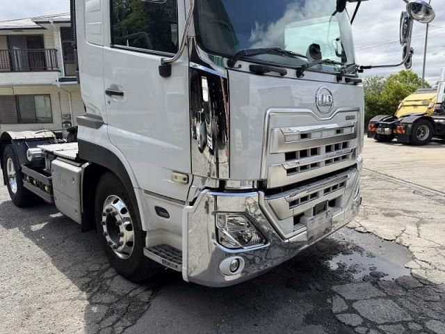 Nissan QUON 2019-09 7199708-8