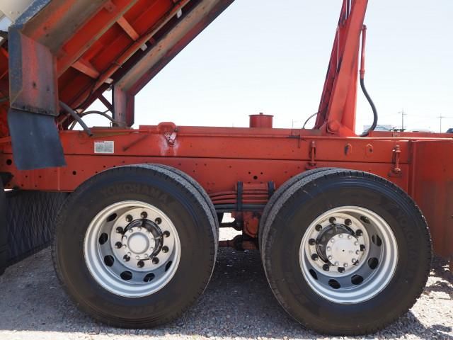 Nissan QUON 2011-12 7199691-21