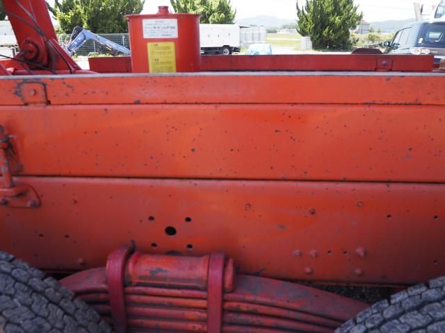 Nissan QUON 2011-12 7199691-27