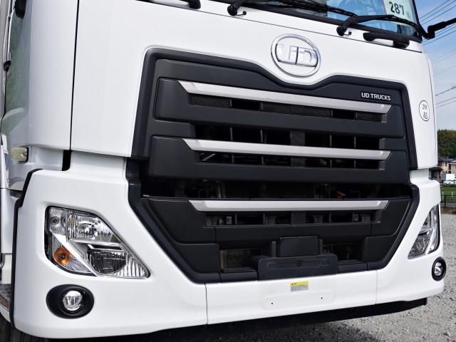 Nissan QUON 2019-02 7199692-4