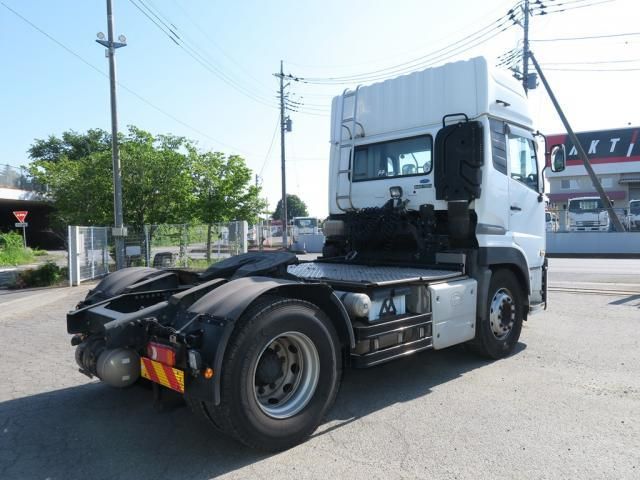 Nissan QUON 2021-03 7199686-3
