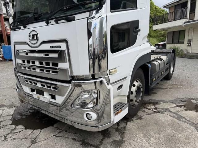 Nissan QUON 2020-11 7199693-10
