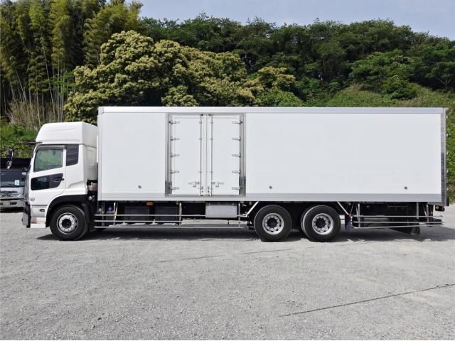 Nissan QUON 2019-12 7199690-12