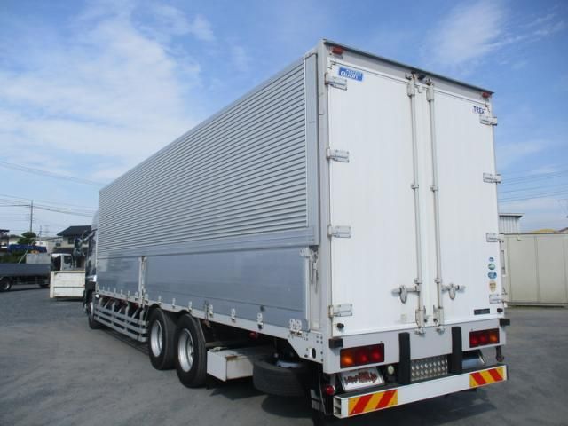 Nissan QUON 2013-10 7199707-9