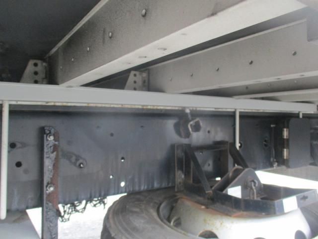 Nissan QUON 2013-10 7199707-19