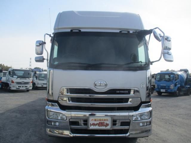 Nissan QUON 2013-10 7199707-4