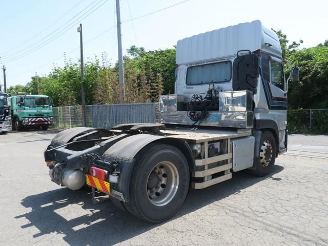 Nissan QUON 2020-10 7199689-3