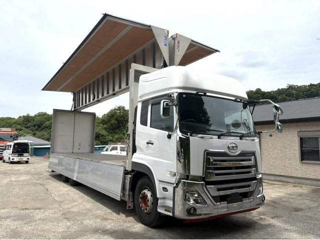 Nissan QUON 2019-01 7199688-10