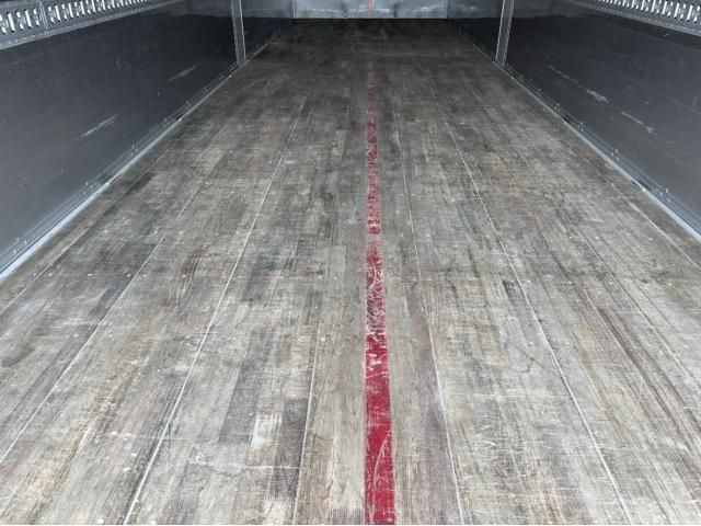 Nissan QUON 2019-01 7199688-13
